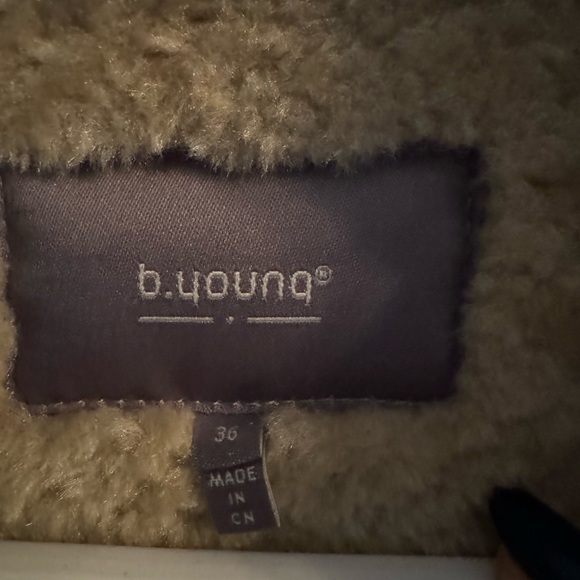 Beautiful New Without Tags Sherpa Lined Jacket - Picture 6 of 6